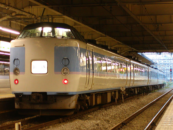 【JR東】M10編成