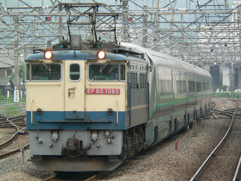 府中本町駅