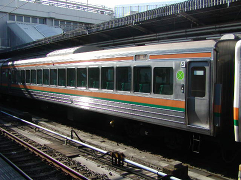 【JR東】211系グリーン車高崎線を営業開始