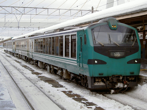 青森駅