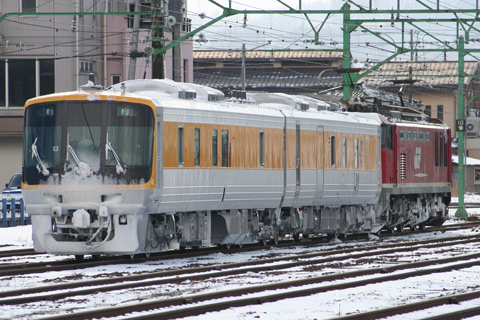 直江津駅