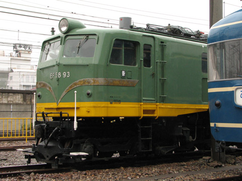 大宮総合車両センター内