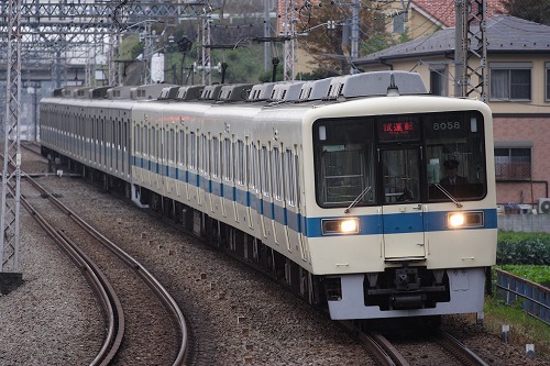 鶴巻温泉駅
