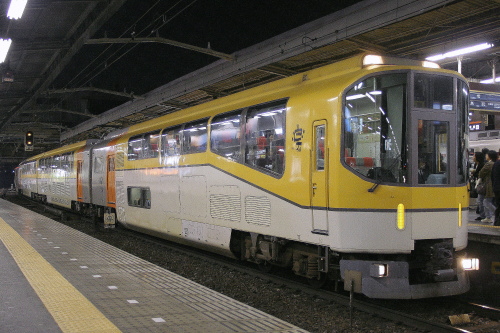 鶴橋駅