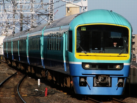 市川駅