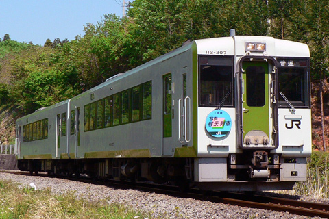 【JR東】八高線写真展示列車運行中