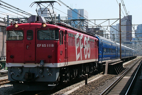 新大久保駅