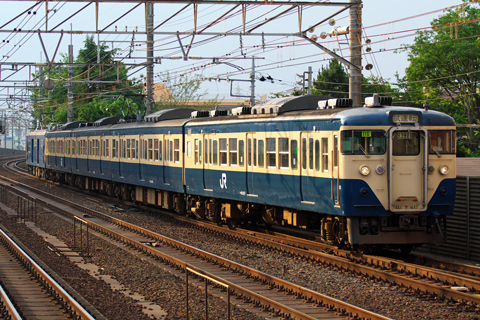 【JR東】113系マリ110編成+クモヤ試運転