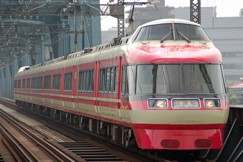 厚木駅