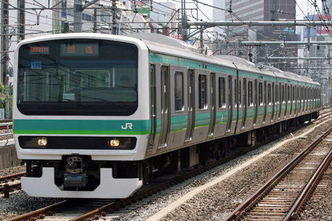 新大久保駅