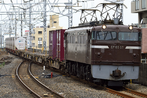 市川駅