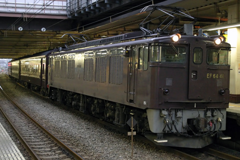 立川駅