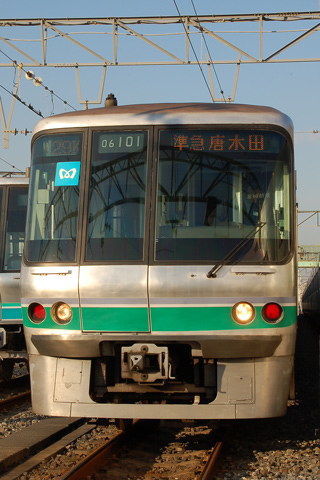 綾瀬車両基地