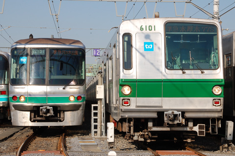 綾瀬車両基地