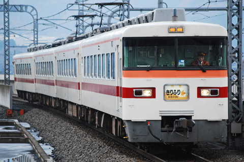 【東武】300/350系使用の臨時特急