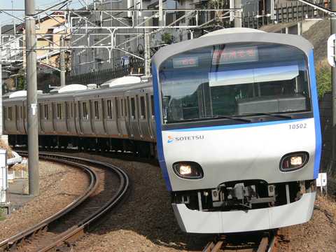 【相鉄】10000系10連全編成新塗装に