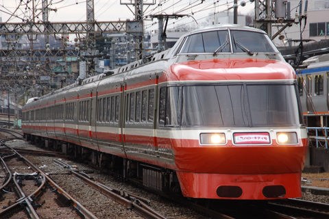 【小田急】ハローキティ号運転
