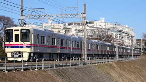 【京王】9736F 若葉台に返却