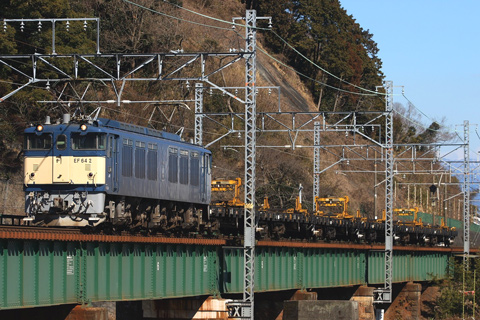 【JR海】EF64 2牽引チキ工臨