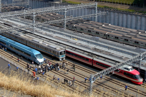 唐木田車庫敷地外
