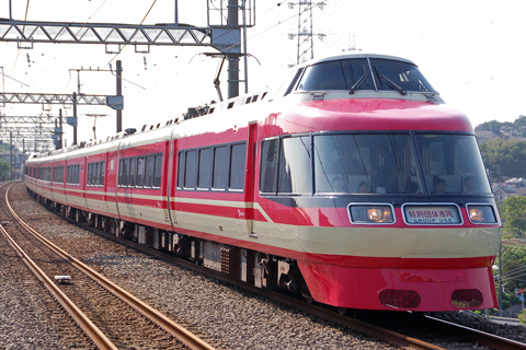 【小田急】7000形7002F(LSE)団臨