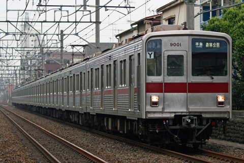 【東武】9101FにYマーク取り付け