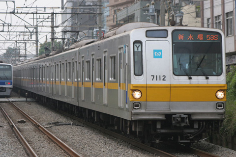 【メトロ】7000系にYマーク取り付け