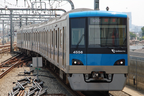 【小田急】4056F喜多見へ臨時回送