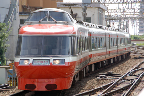 【小田急】7004F（LSE・旧塗装）団臨