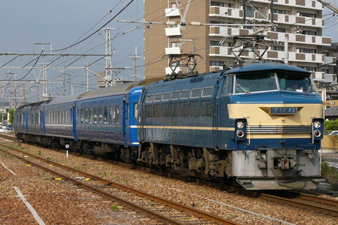 英賀保駅
