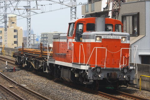 市川駅
