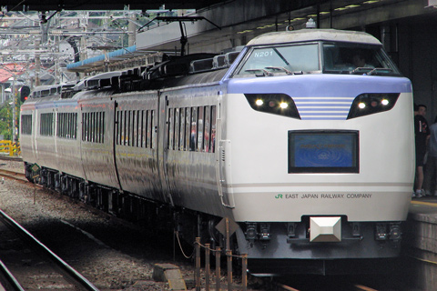 小机駅