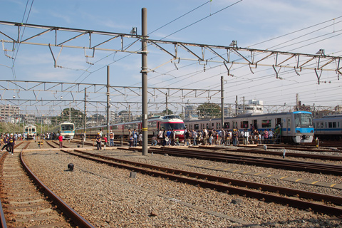 会場