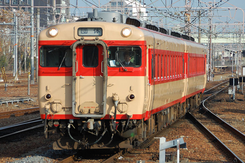 【JR西】キハ58岡山車、団臨で来阪