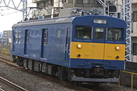 市川駅