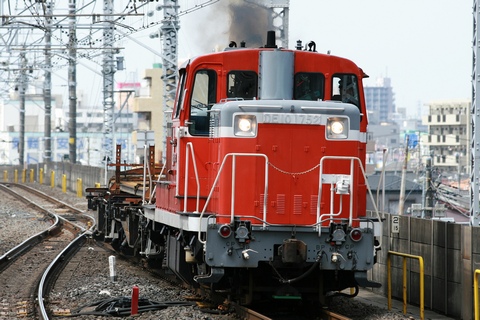 市川駅