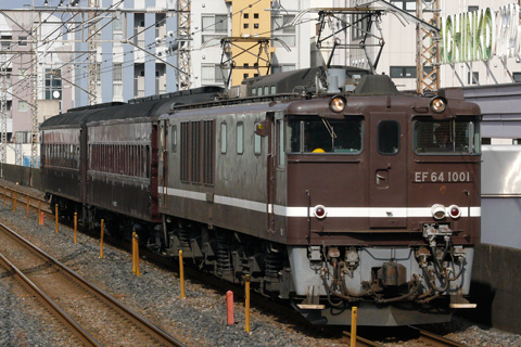 南浦和駅