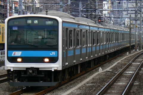 新大久保駅
