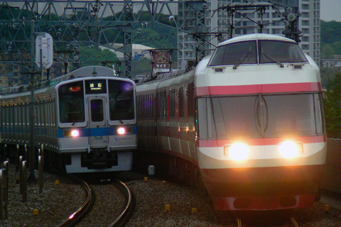 【小田急】10000形10041F(HiSE)団臨