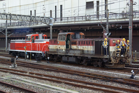 【JR貨】DE10-1073大宮車両所入場
