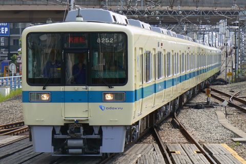 【小田急】8000形8252F出場試運転
