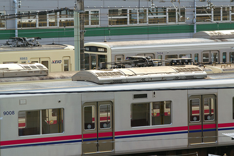 若葉台検車区(敷地外)